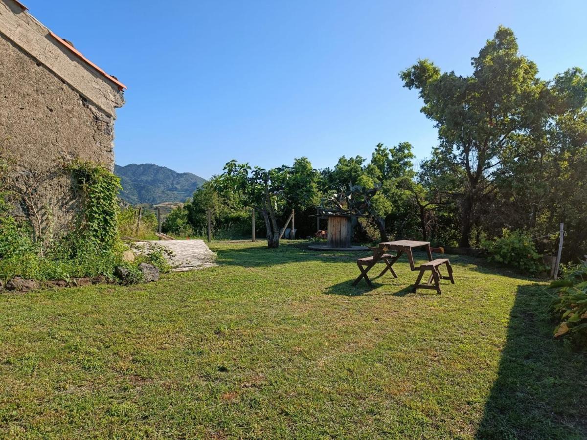 Hotel Il Tanaceto à Castiglione De Sicilia Extérieur photo